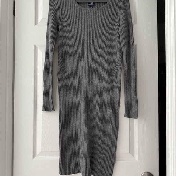 Gap Maternity Gray Ribbed Knit Dress - Picture 1 of 2